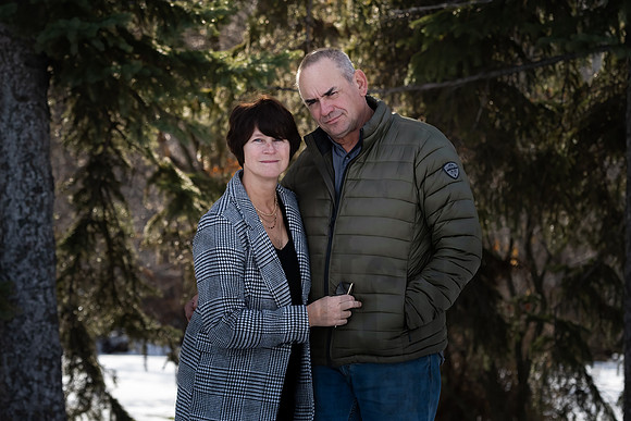 Elaine and Glenn 5548-